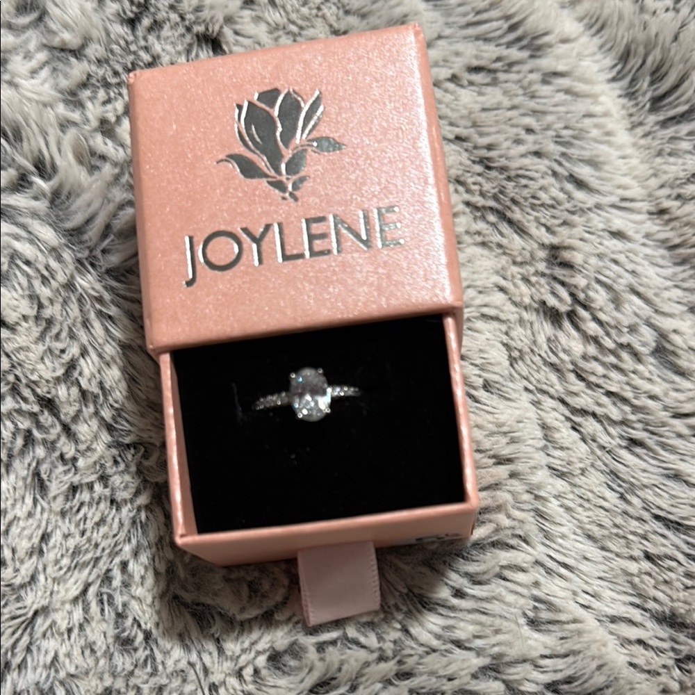 Silver Ring with oval cut